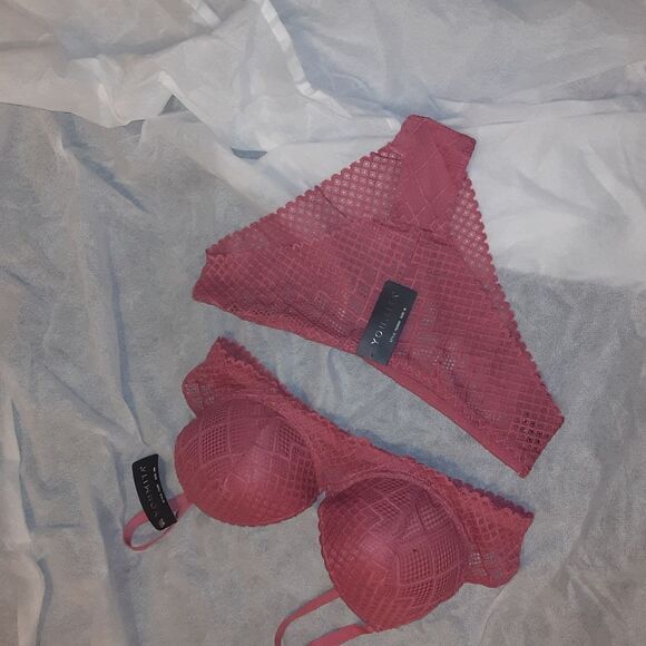 Youmita 36B Baroque Rose Symmetrical Mesh Lightly Lined Push Up Bra & Panty NWT - Picture 7 of 10